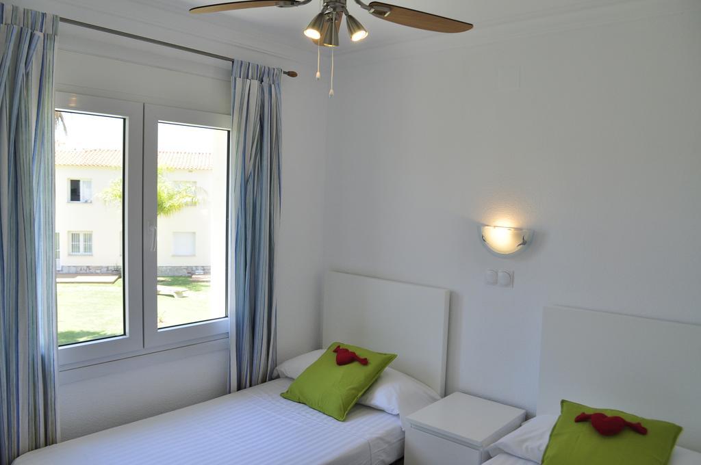 Family Beach Club Sevilla II Oliva Bilik gambar